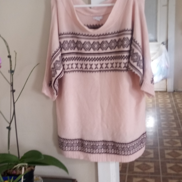 NEW YORK COMPANY - Picture 4 of 4